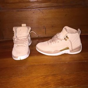 Retro Jordan 12 vachette tan